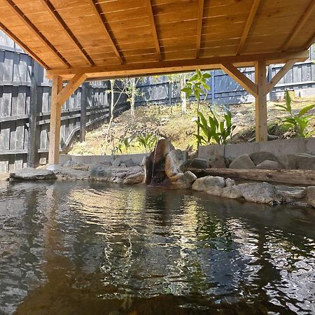 Kurasako Onsen Sakura Villa Minamioguni Bagian luar foto