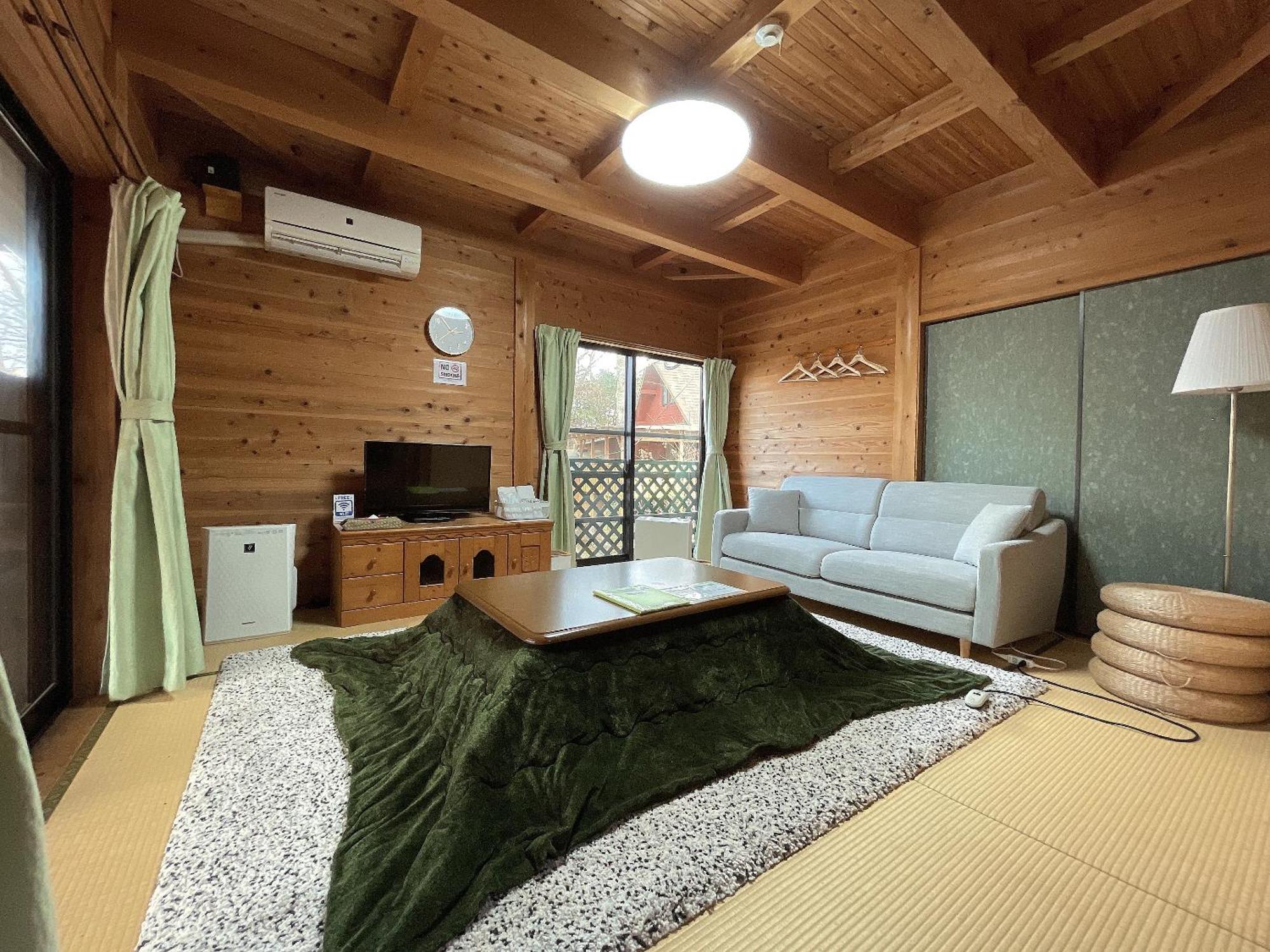 Kurasako Onsen Sakura Villa Minamioguni Bagian luar foto