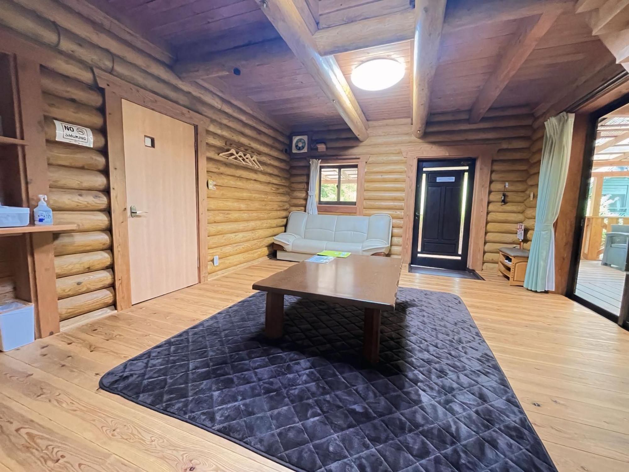 Kurasako Onsen Sakura Villa Minamioguni Bagian luar foto